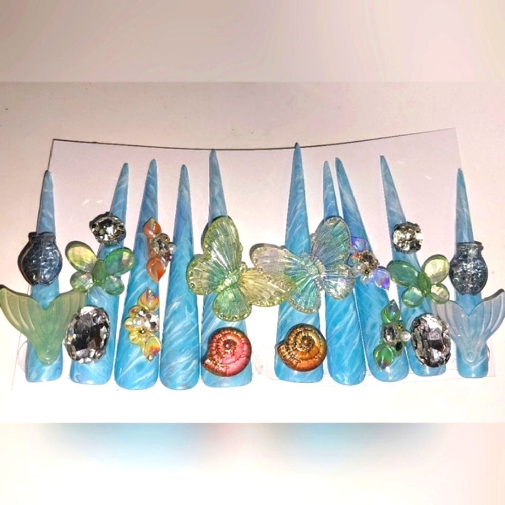 Hand crafted custom luminous 10pc XL stiletto acrylic press on nails sz medium